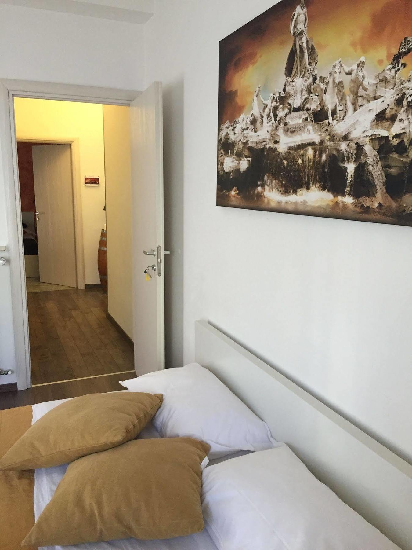 De Guestibus Hotel Roma Exterior foto
